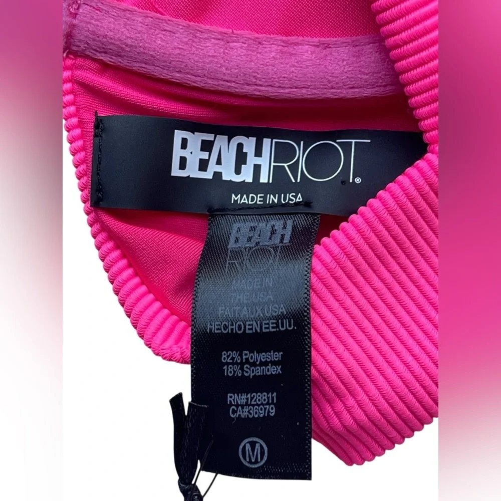 Beach Riot Pink Bikini Top - Picture 6 of 8